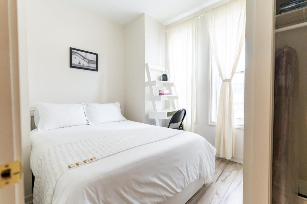 Modern 1 Bedroom Apartment With In-Suite Laundry Hamilton Dış mekan fotoğraf
