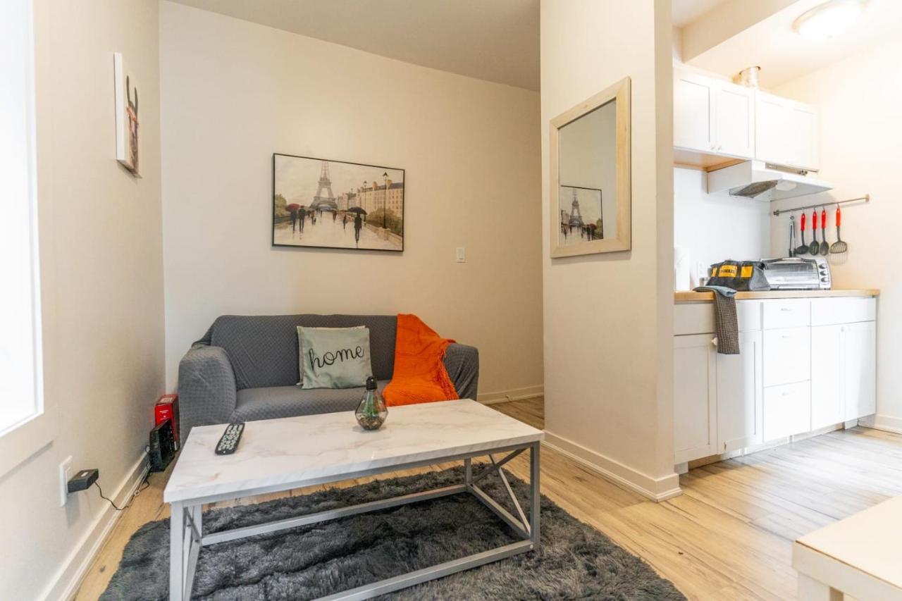 Modern 1 Bedroom Apartment With In-Suite Laundry Hamilton Dış mekan fotoğraf